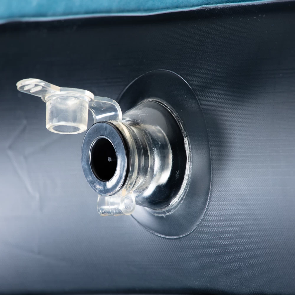 OZtrail Velour Air Mattress Queen - Image 5