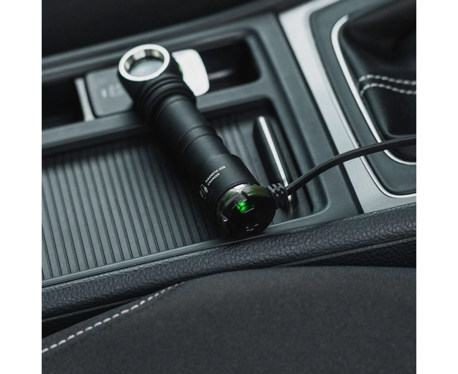 Armytek Wizard C2 Pro Max Magnet USB - Image 11